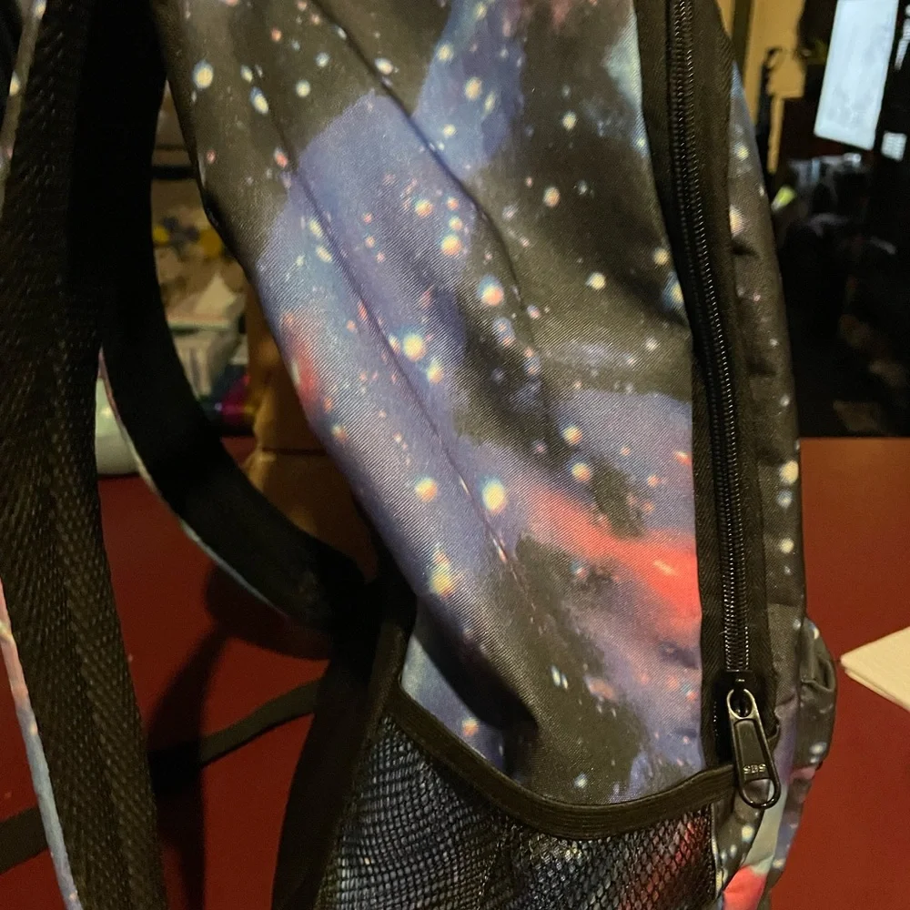 Back pack - Picture 6 of 6